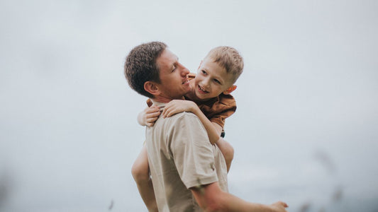 Nomes masculinos diferentes: Descubra opções únicas e marcantes para seu filho!