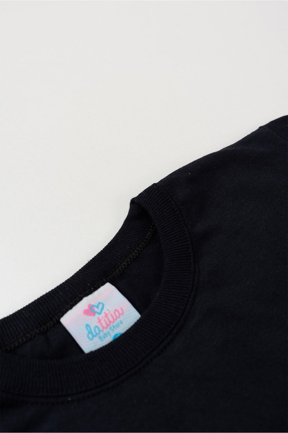 Camiseta Básica Infantil para Menino Preto
