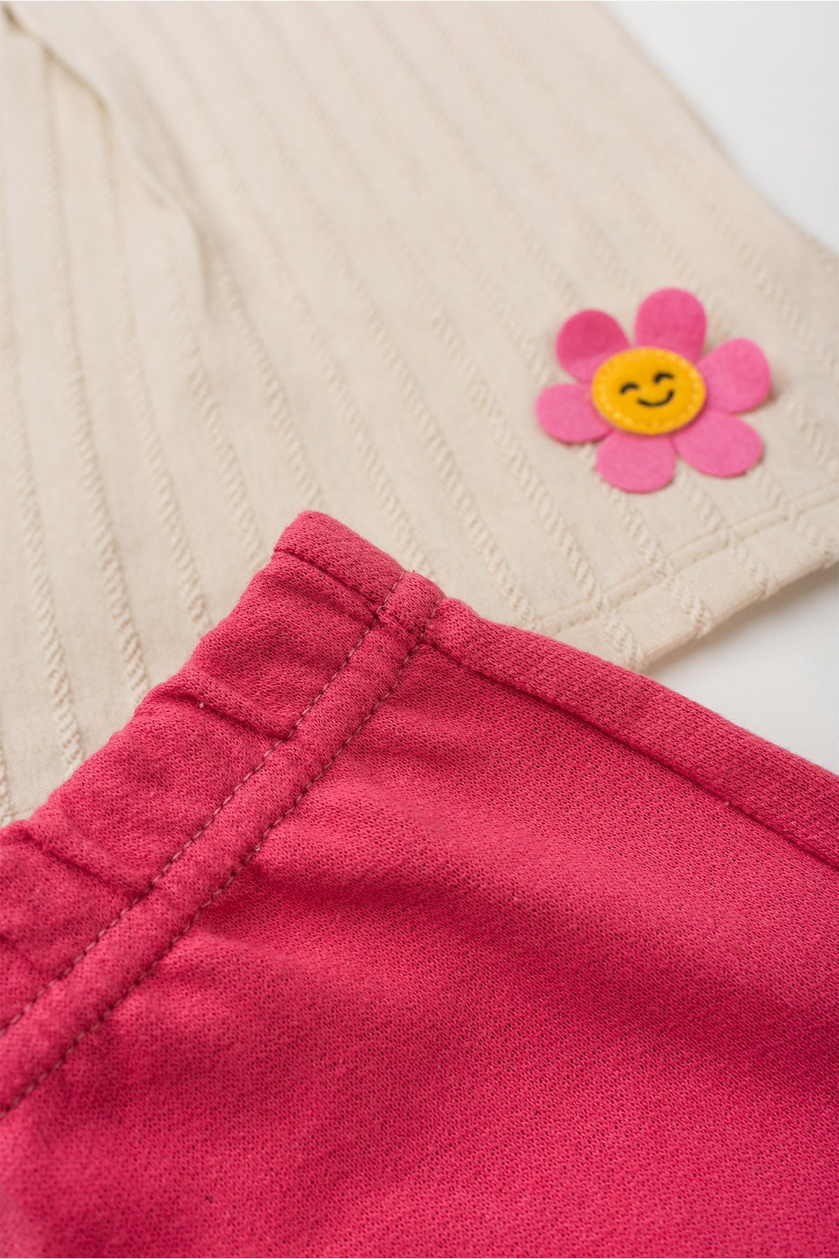 Conjunto de Verão para Menina Flor do Campo Bege
