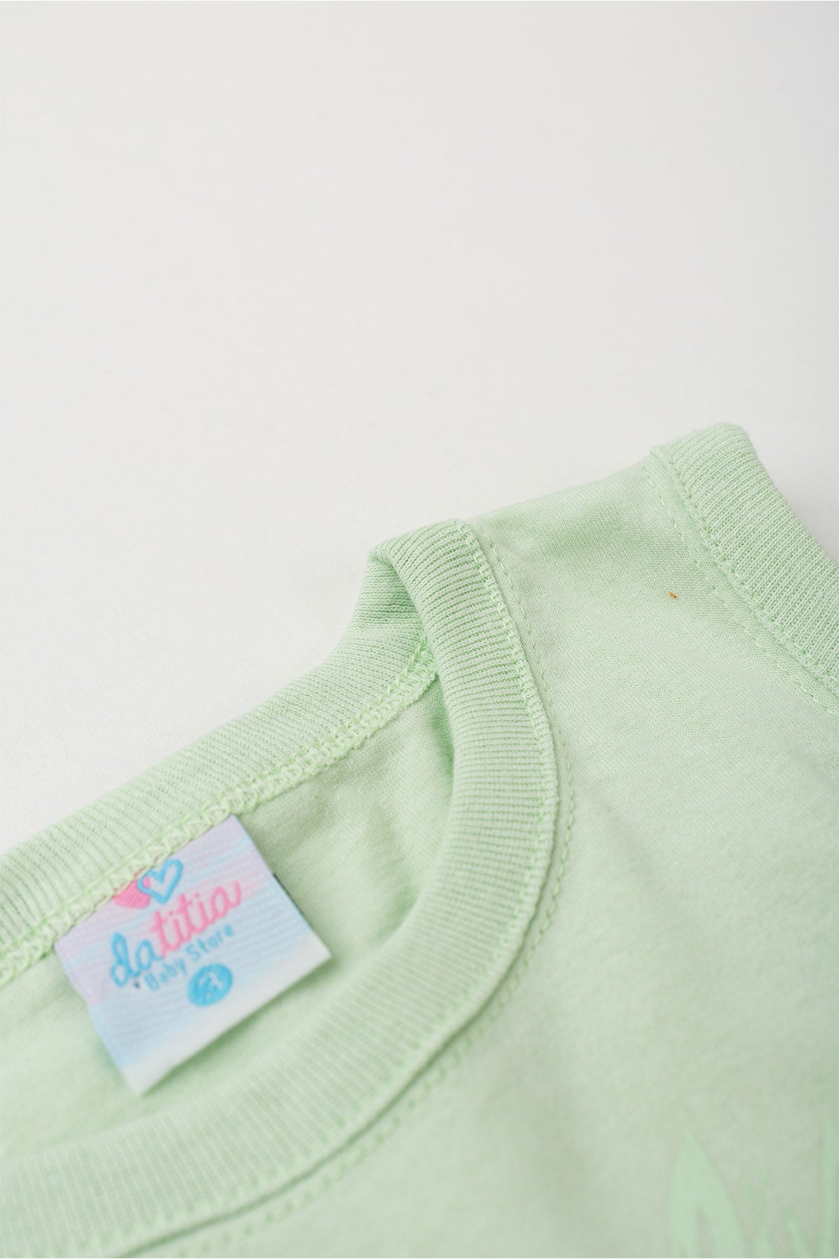 Conjunto de Verão para Menino Girafinha Curiosa Verde