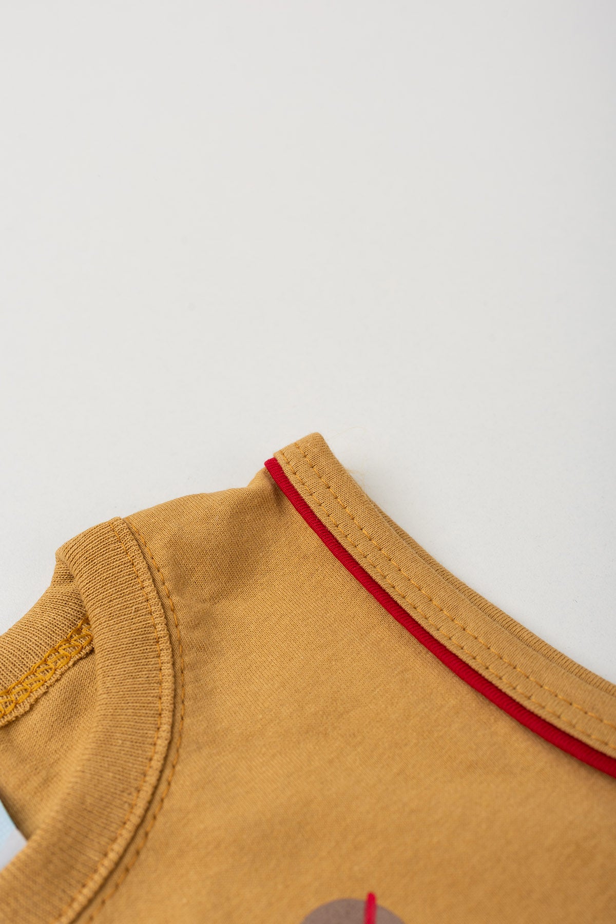 Conjunto de Verão para Menino Pequeno Capitão Caqui