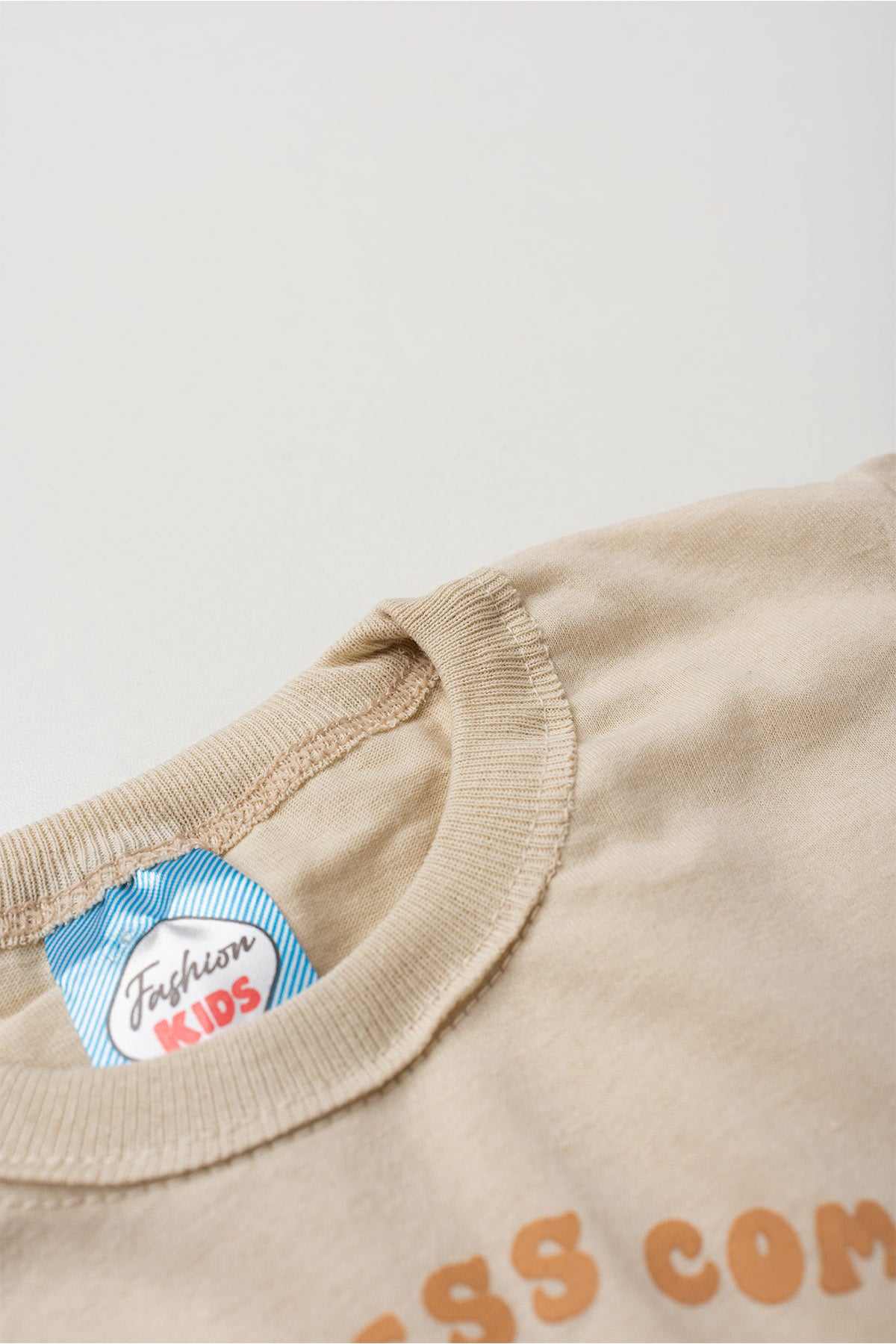 Conjunto de Verão para Menino Sol Radical Bege