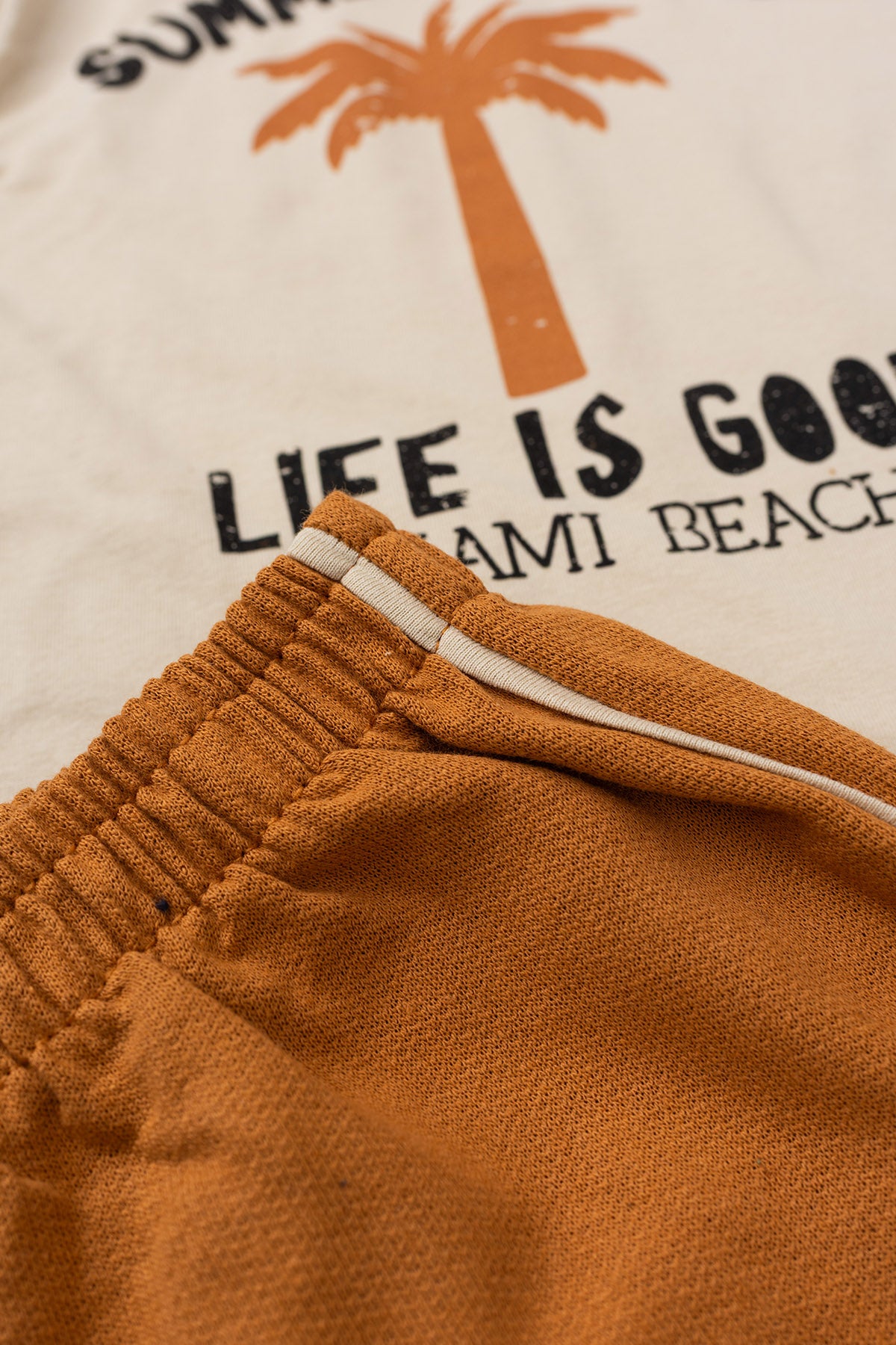 Conjunto de Verão para Menino Vibes de Miami Bege