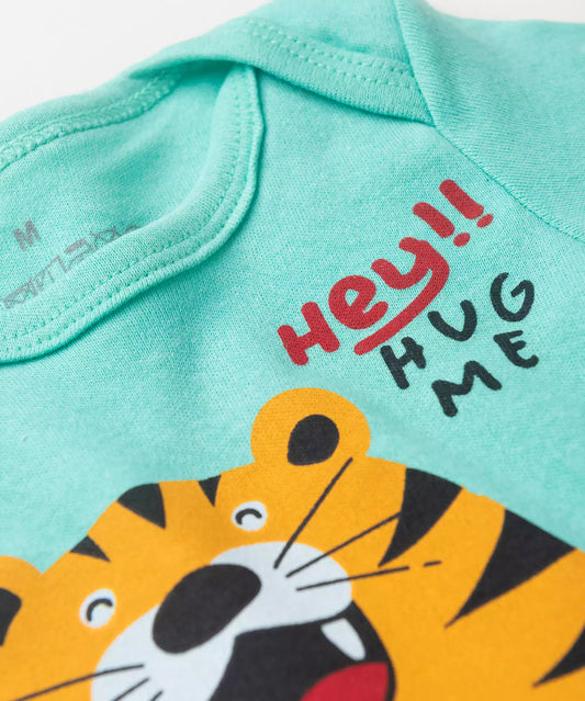 Conjunto Body Bebê Menino Hug Me Verde