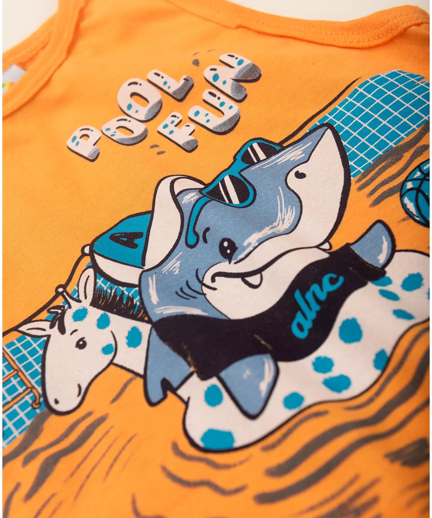 Conjunto Curto Infantil para Menino Tubarão Divertido Laranja