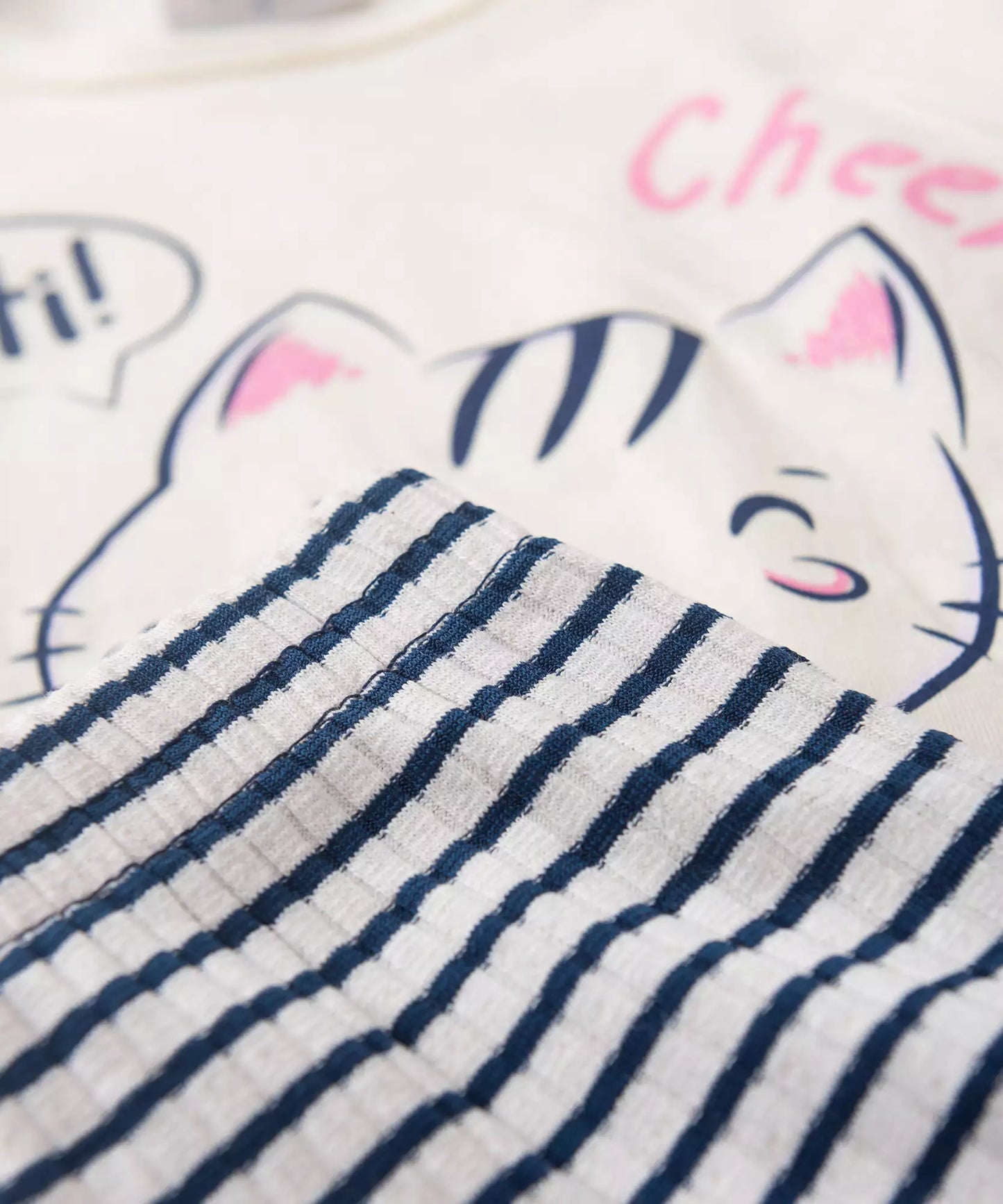 Conjunto Curto para Menina Gatinho em Marfim
