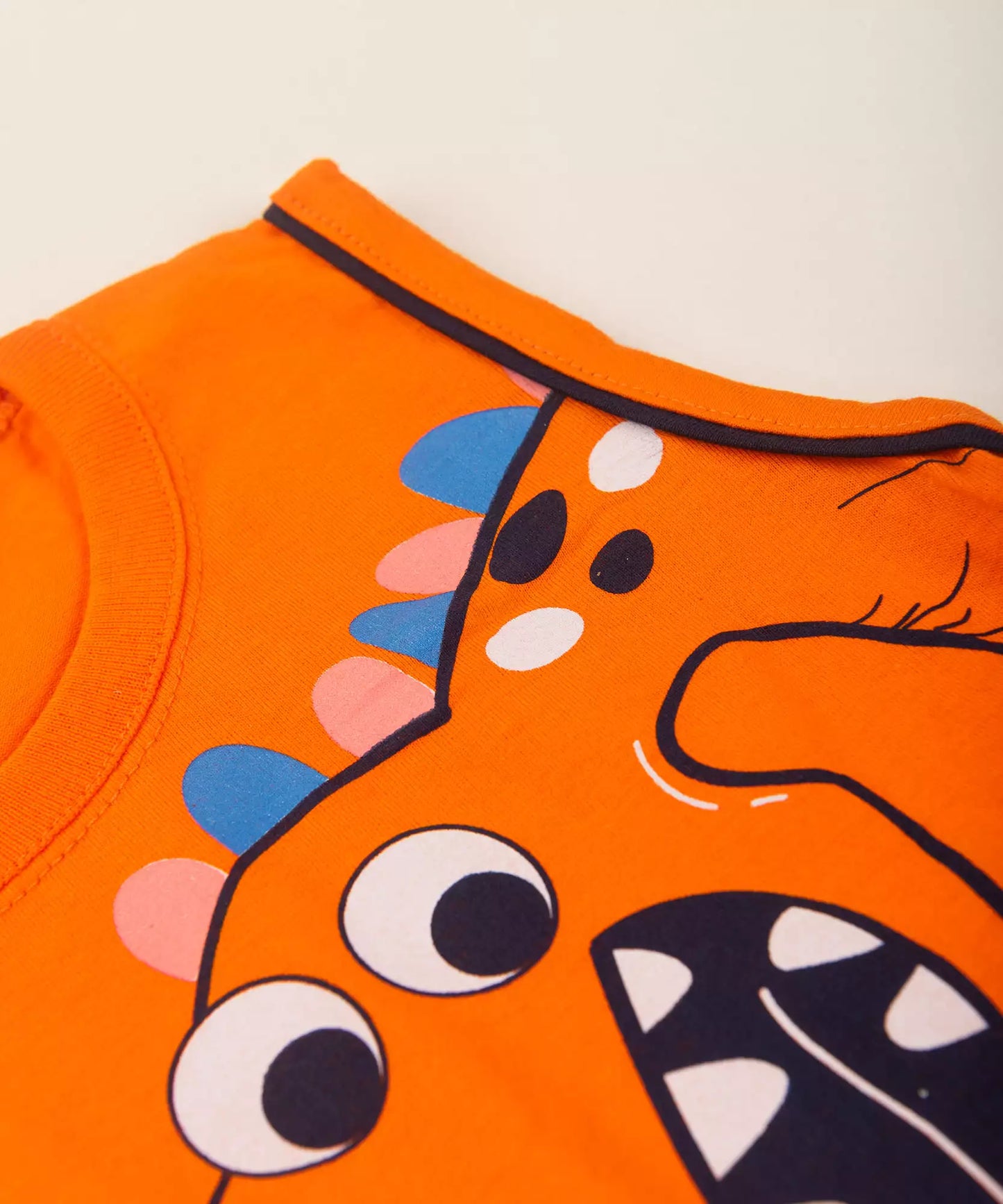 Conjunto Curto para Menino Laranja Dinossauro