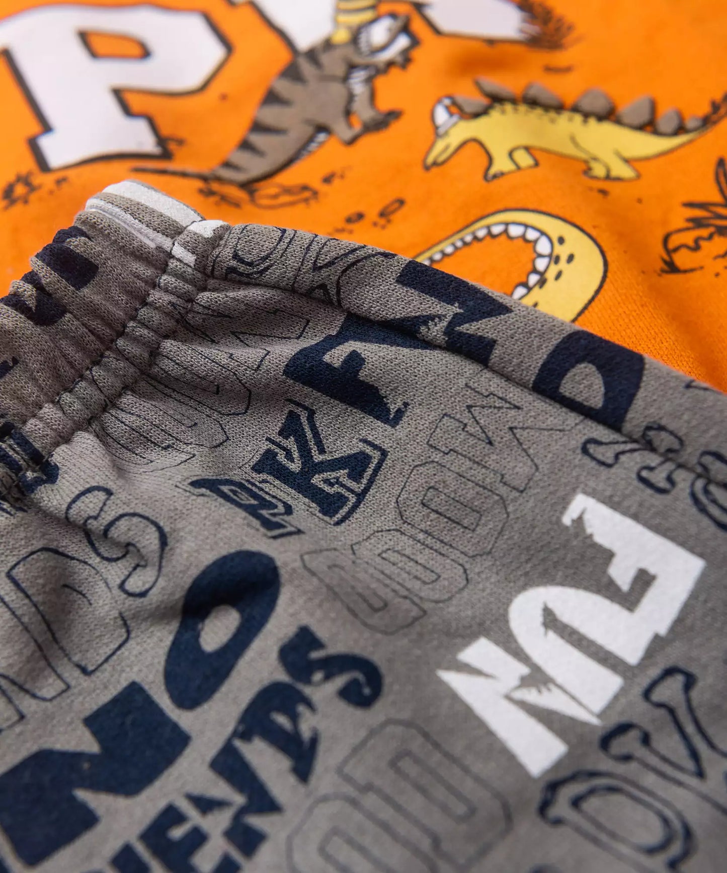 Conjunto de Inverno para Menino Dino Laranja