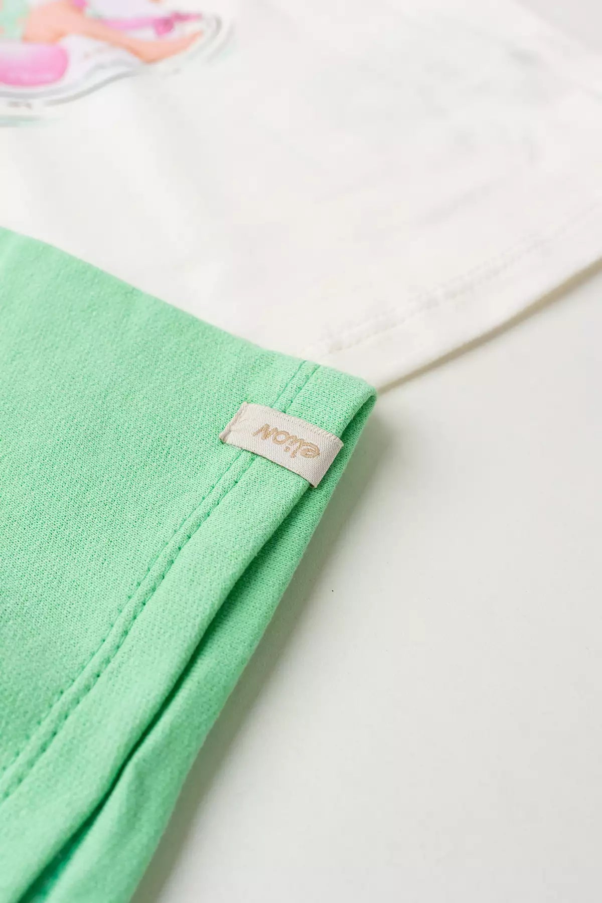 Conjunto de Verão para Menina Unicórnio Vibes Marfim