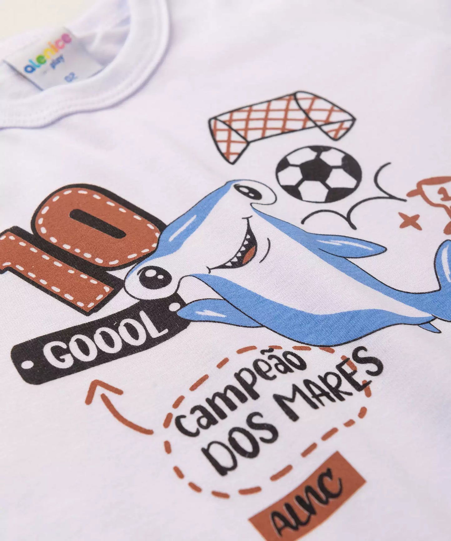 Conjunto de Verão para Menino Tubarão no Branco