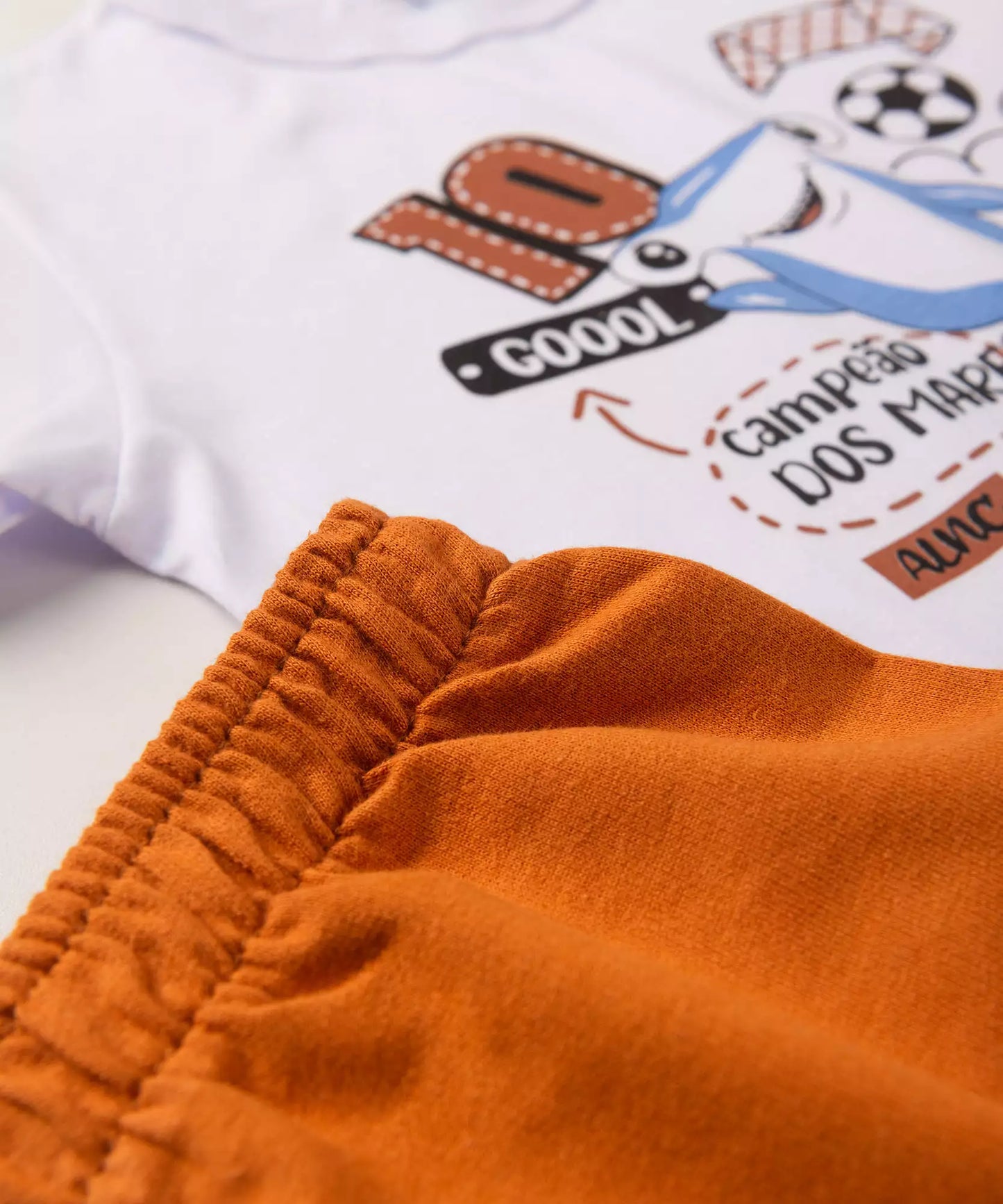 Conjunto de Verão para Menino Tubarão no Branco