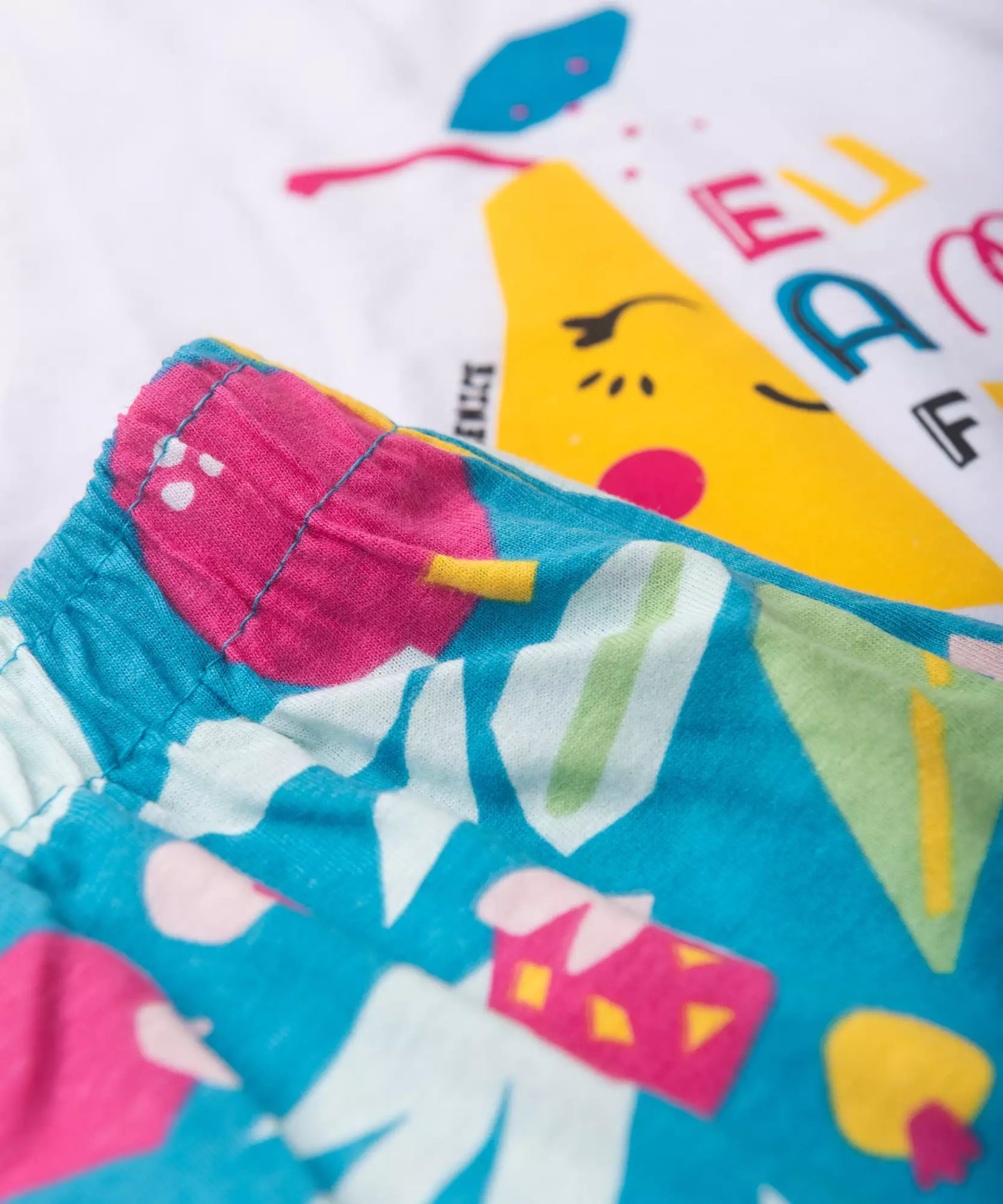 Conjunto de Verão Infantil Feminino Frutal Branco
