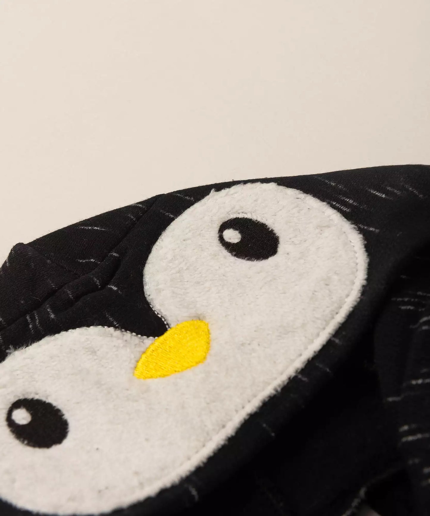 Macacão de Inverno para Bebê Menino Pinguim Preto