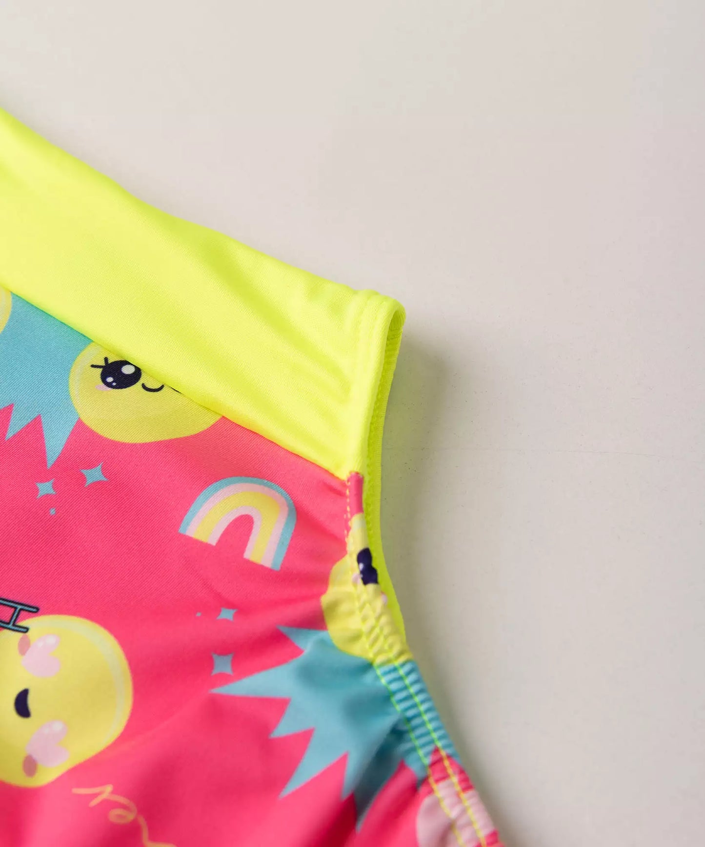 Maiô Infantil Feminino com Proteção UV 50+ Estampado Pink